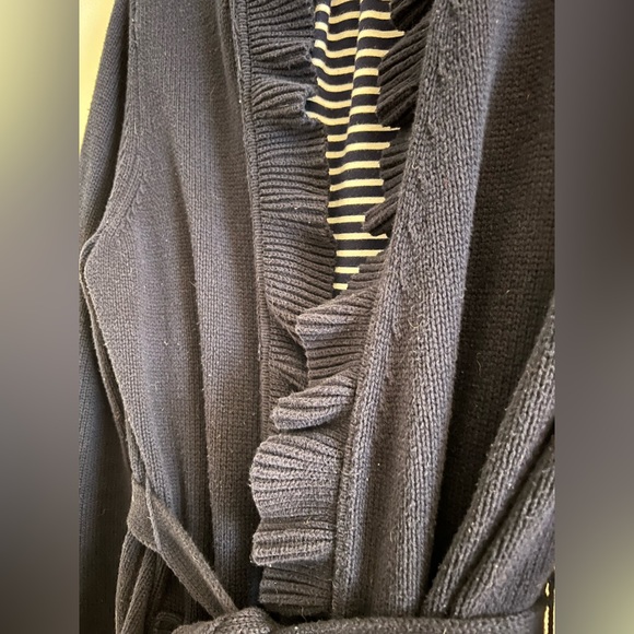 Talbots sweater knit  bathrobe with ruffles. - Picture 11 of 11